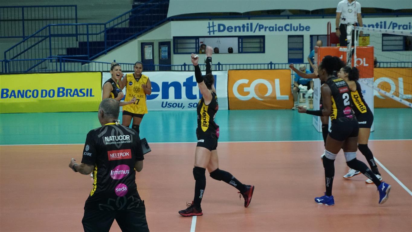 Dentil/Praia Clube está na semifinal da Superliga pela 5ª vez