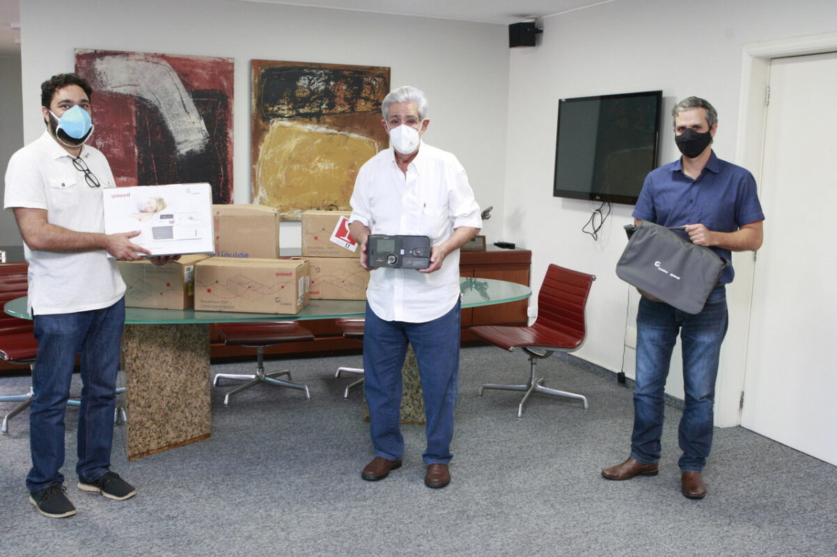 Uberlândia recebe doação de ventiladores mecânicos e máscaras de proteção