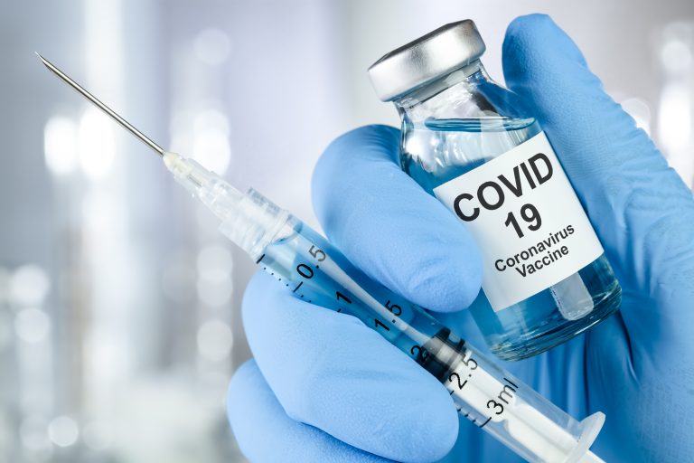 Minas Gerais recebe mais 390 mil doses de vacinas contra Covid-19