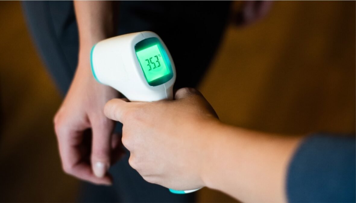 Fake News ou não: termômetro no punho funciona?