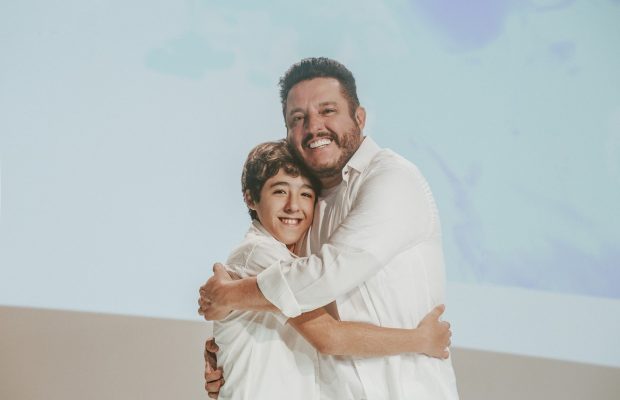 O cantor Enzo Rabelo e o pai, o sertanejo Bruno - Foto: Reprodução/Redes Sociais