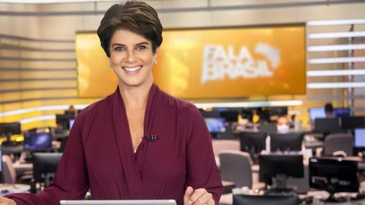 Mariana Godoy no estúdio do Fala Brasil