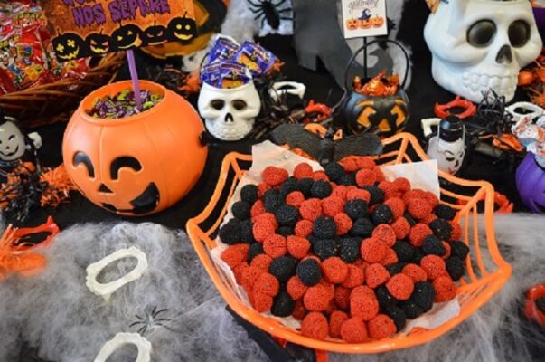 Gostosuras ou travessuras: Halloween na Americanas tem doces e