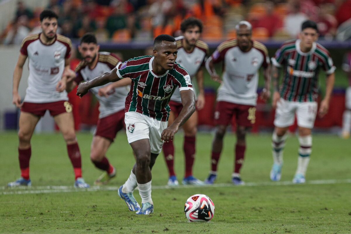 Palmeiras vence Al Ahly e vai à final do Mundial com futebol convincente